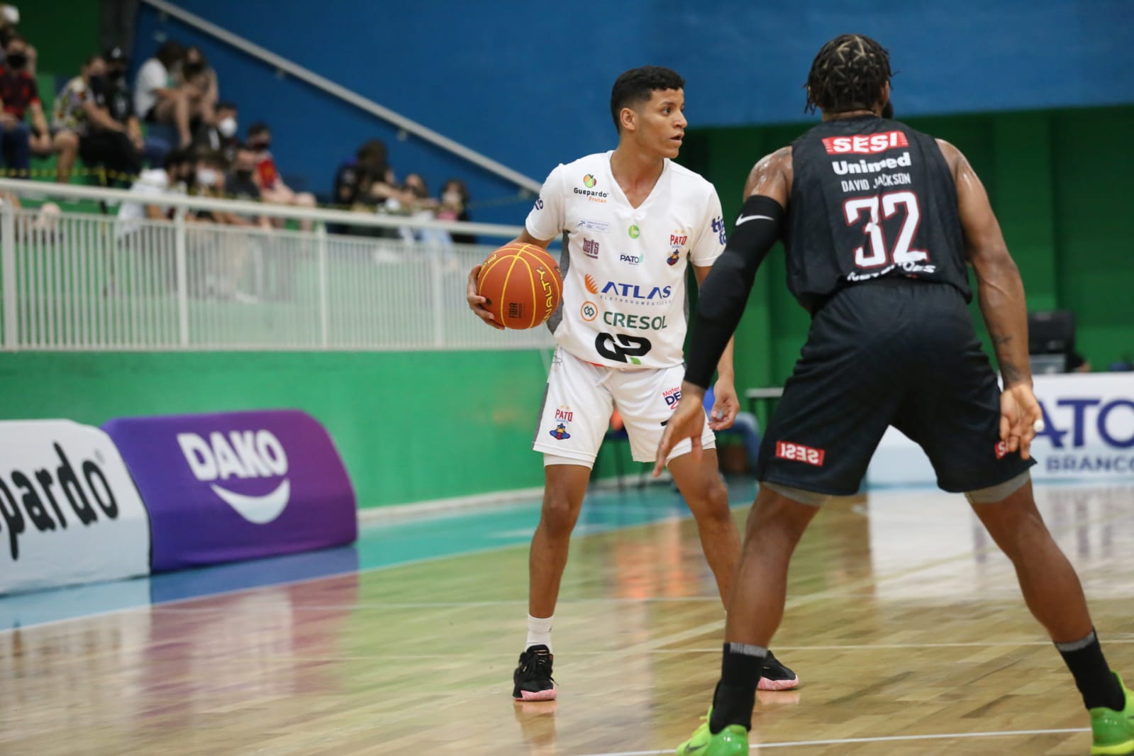 São Paulo visita o Pato Basquete pelo NBB